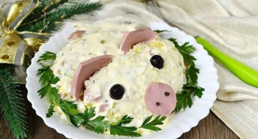 Top 10 receptů na prasečí salát na oslavu nového roku 2019 vlastníma rukama